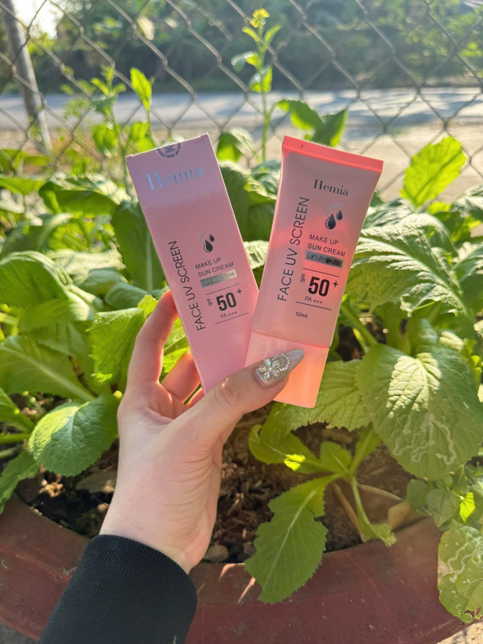 Kem Chống Nắng Hemia mẫu mới - Chỉ số chống nắng cao SPF 50+ PA++++