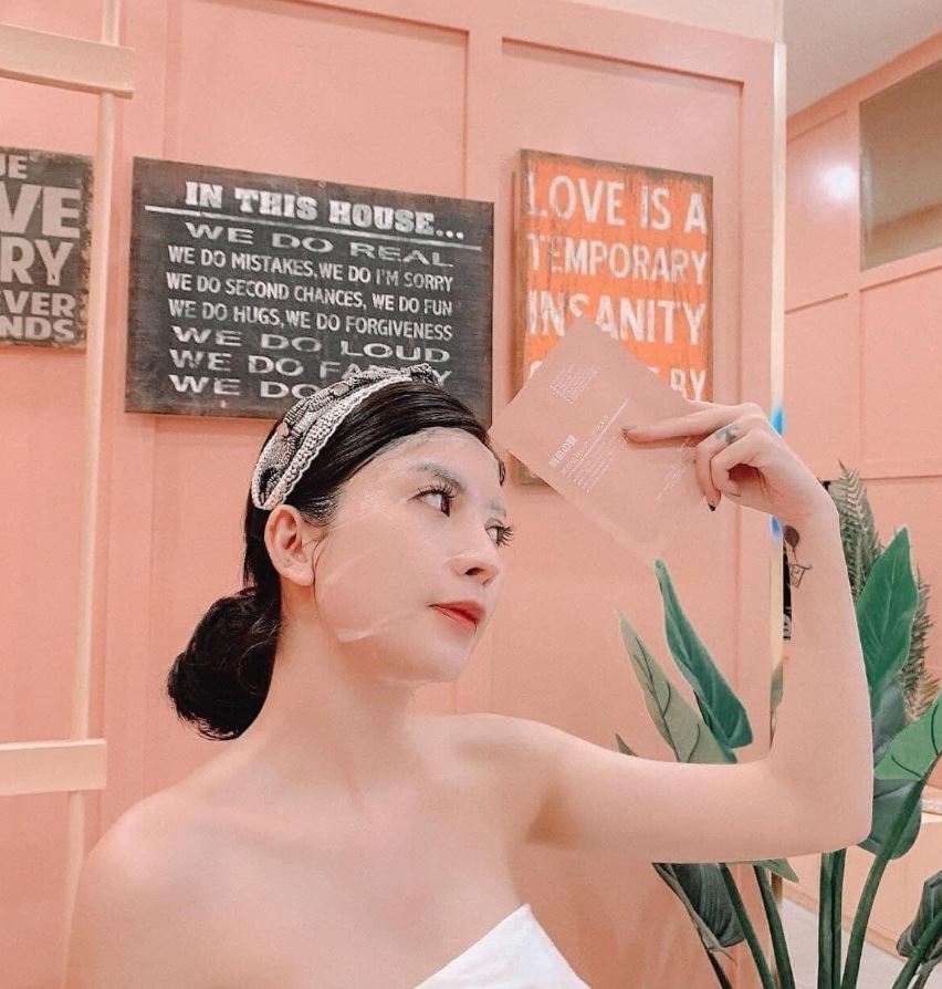 Mặt Nạ Nhau Thai Nhật Bản Rwine Beauty