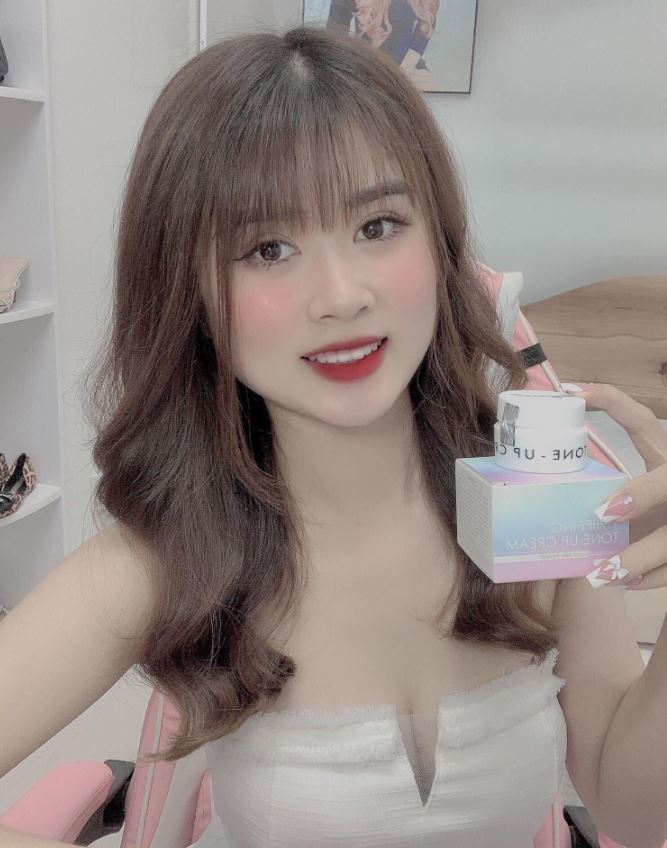 Hình ảnh khách hàng sau khi sử dụng Kem Jiuhe- Kem face Thanh Tô