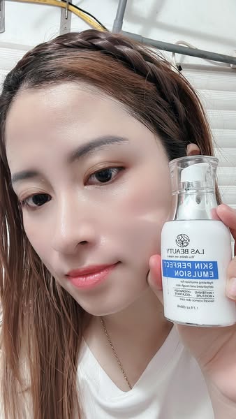 Sữa dưỡng truyền trắng rong nho dưỡng trắng da hiệu quả