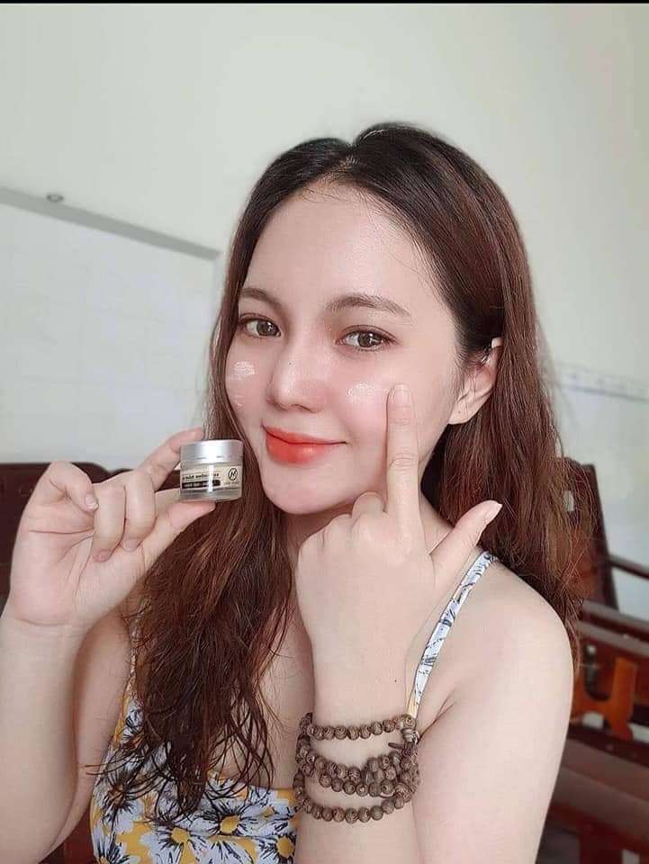 "Sáng Da, Se Khít Lỗ Chân Lông Với Kem Face Thanh Mây"