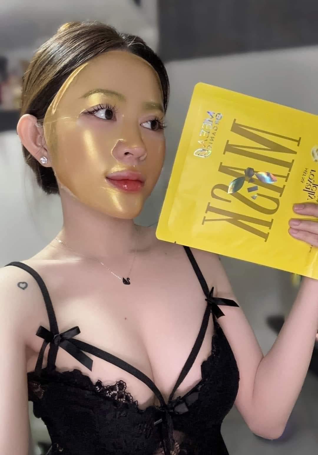 Review từ người dùng mặt nạ thạch Meea màu vàng