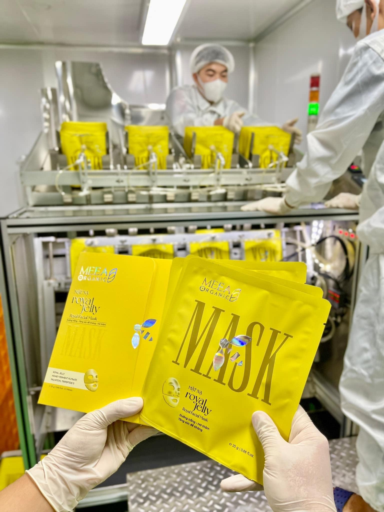 Mặt Nạ Thạch Collagen Meea Màu Vàng