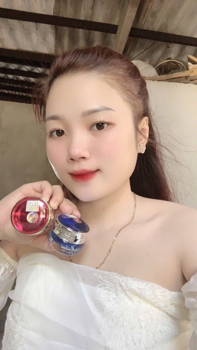 Hình ảnh review kem Meiduzi từ khách hàng